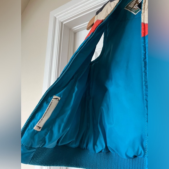 Volcom Stone Cloud Youth Size Medium Puffer Puffy Vest Kids Retro Look - Picture 10 of 12